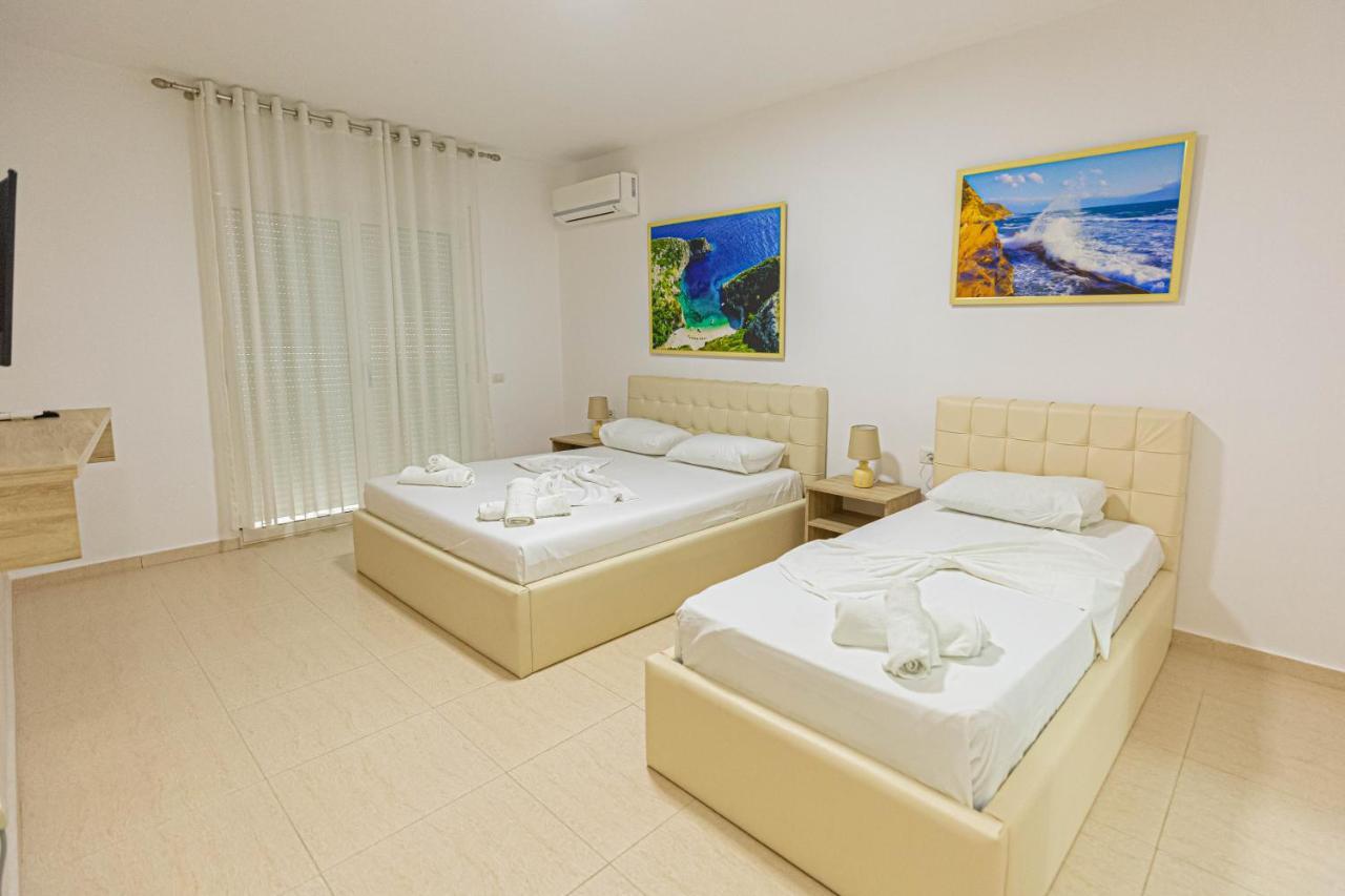 Jordan'S Hotel Vlorë Extérieur photo
