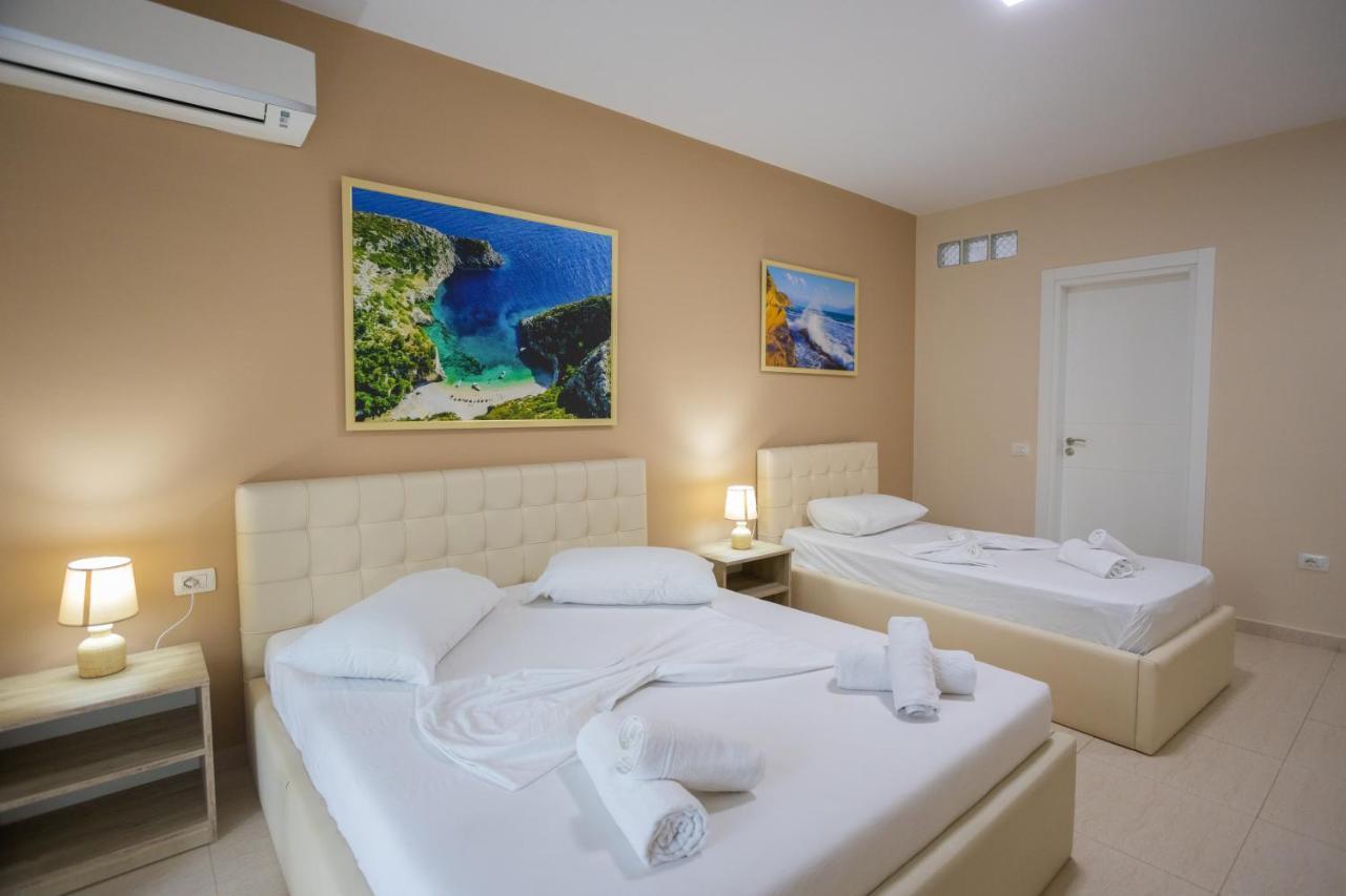 Jordan'S Hotel Vlorë Extérieur photo